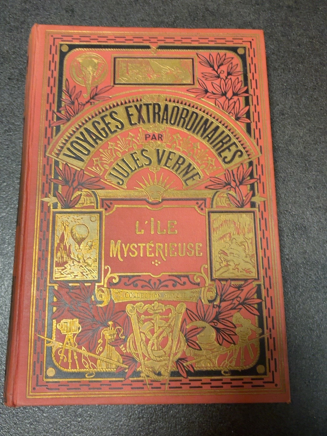 Jules Verne L'Île mystérieuse Hachette 1935 - couverture